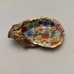 Handmade Oyster Art Shell Trinket Vanity Ring Dish Flowers